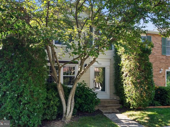 7894 Tyson Oaks Circle, Vienna VA 22182
