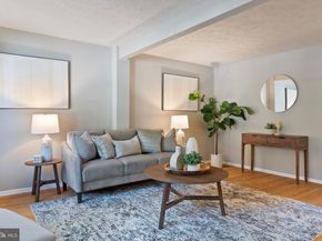 7894 Tyson Oaks Circle, Vienna VA 22182
