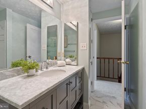 7894 Tyson Oaks Circle, Vienna VA 22182