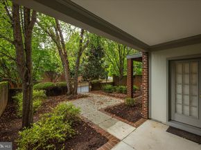 7804 Gate Post Way, Potomac MD 20854