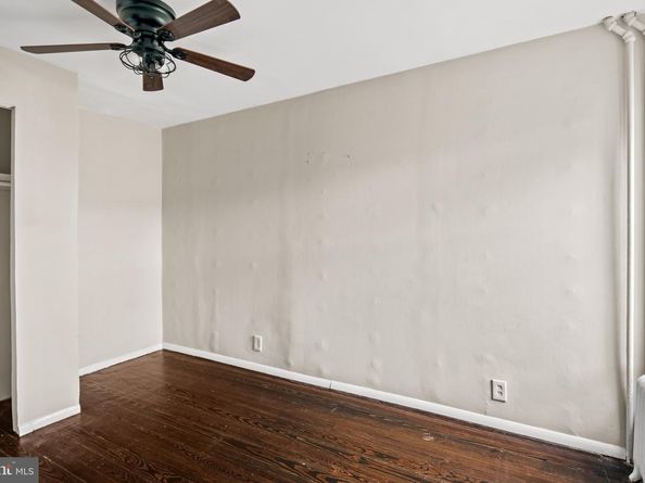 127 Seville Street, Philadelphia PA 19127