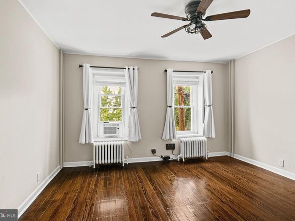 127 Seville Street, Philadelphia PA 19127