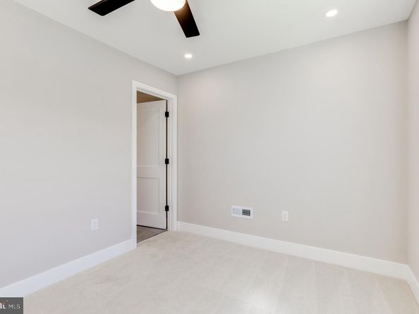 369 E Hector Street, Conshohocken PA 19428