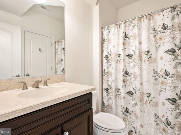 8319 Quarry Manor Terrace, Bethesda MD 20817