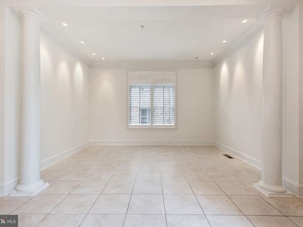 8319 Quarry Manor Terrace, Bethesda MD 20817