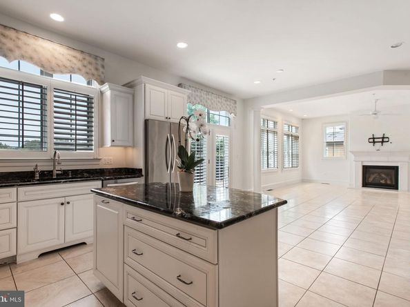 8319 Quarry Manor Terrace, Bethesda MD 20817