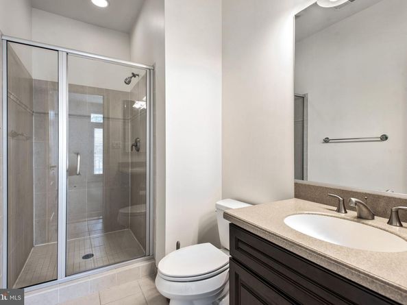 8319 Quarry Manor Terrace, Bethesda MD 20817