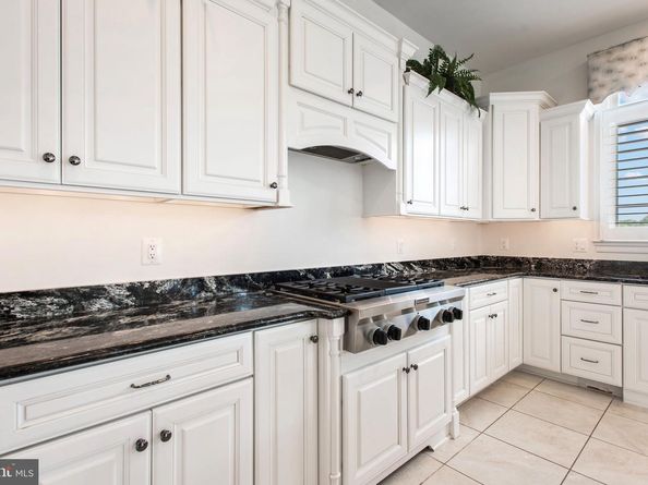 8319 Quarry Manor Terrace, Bethesda MD 20817