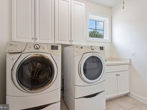 8319 Quarry Manor Terrace, Bethesda MD 20817