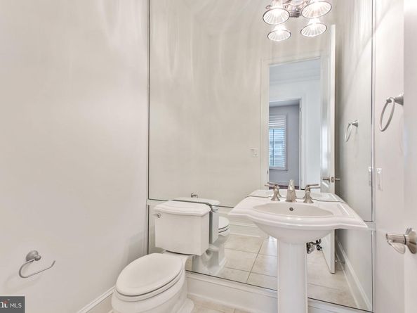 8319 Quarry Manor Terrace, Bethesda MD 20817