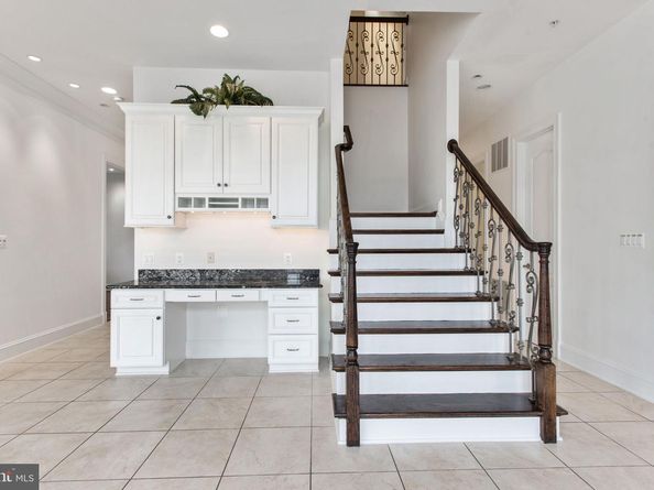 8319 Quarry Manor Terrace, Bethesda MD 20817