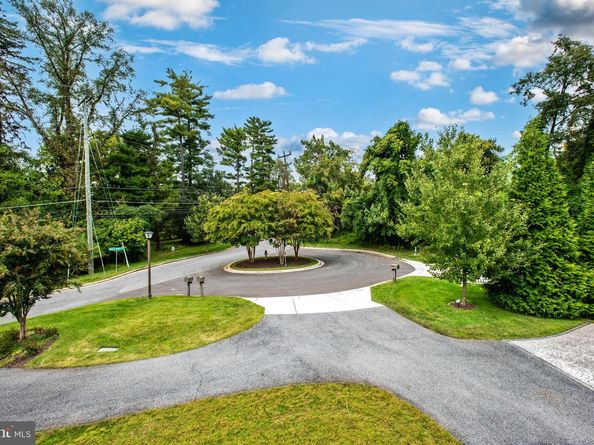 8319 Quarry Manor Terrace, Bethesda MD 20817