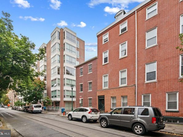 303 S 11TH Street 9, Philadelphia PA 19107