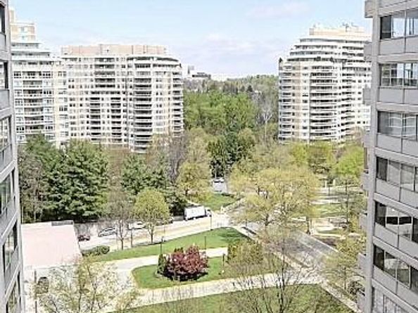 5500 Friendship Boulevard 2227N, Chevy Chase MD 20815