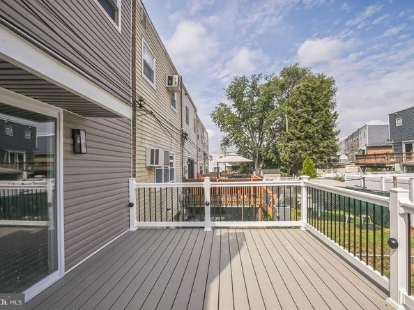3631 Whitehall Lane, Philadelphia PA 19114
