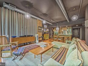 1615 N Queen Street M303, Arlington VA 22209