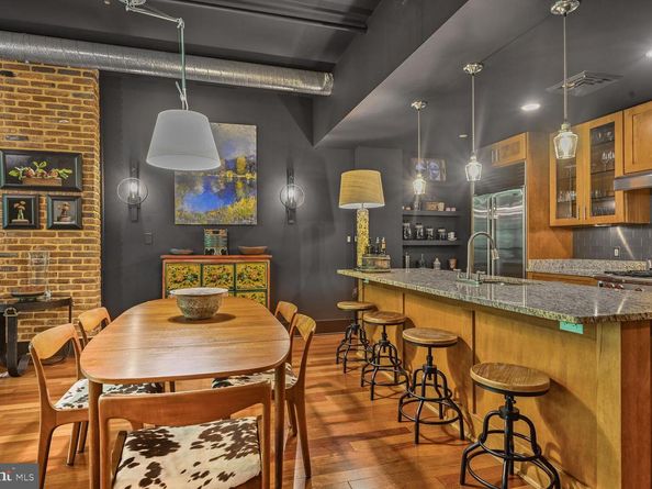 1615 N Queen Street M303, Arlington VA 22209