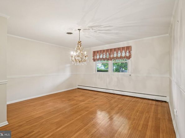 3617 Sipler Lane, Huntingdon Valley PA 19006