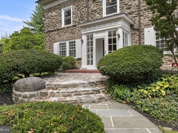 501 E Sedgwick Street, Philadelphia PA 19119