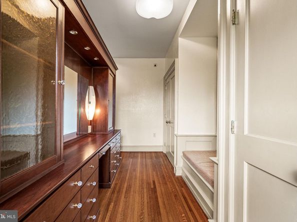 501 E Sedgwick Street, Philadelphia PA 19119