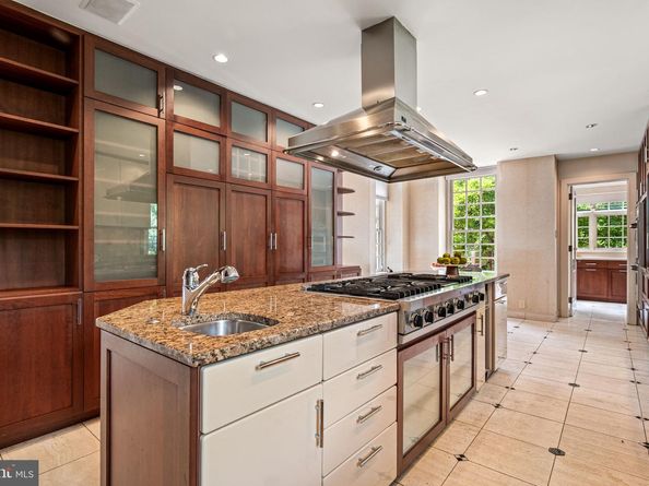 501 E Sedgwick Street, Philadelphia PA 19119