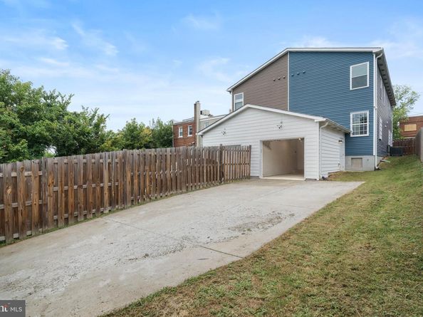 948 Division Avenue NE, Washington DC 20019