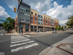 989 S Buchanan Street 311, Arlington VA 22204