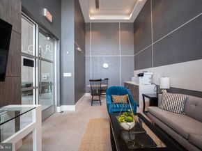 989 S Buchanan Street 311, Arlington VA 22204