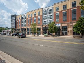 989 S Buchanan Street 311, Arlington VA 22204