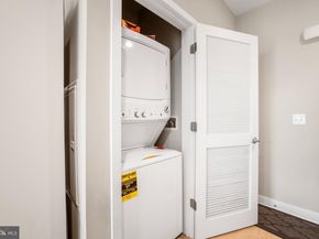 989 S Buchanan Street 311, Arlington VA 22204