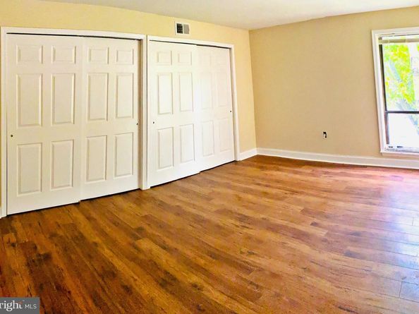 233 Township Line Road 4C, Elkins Park PA 19027