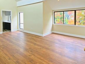 233 Township Line Road 4C, Elkins Park PA 19027