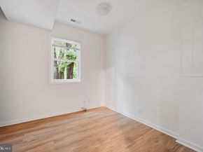 6801 Cavalier Trail, Falls Church VA 22042