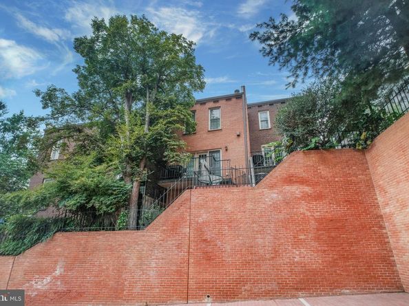 4617 1/2 Macarthur Boulevard NW A, Washington DC 20007