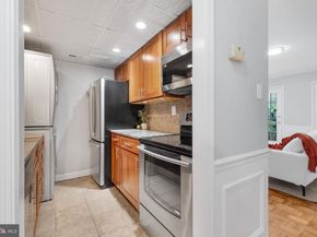 4617 1/2 Macarthur Boulevard NW A, Washington DC 20007