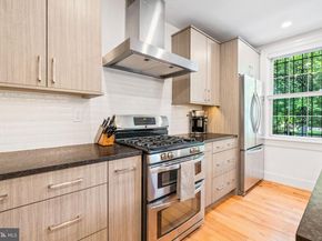 2707 Adams Mill Road NW 101, Washington DC 20009
