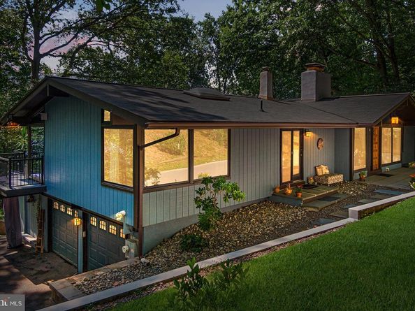 305 Highview Drive, Wayne PA 19087