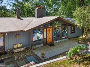 305 Highview Drive, Wayne PA 19087