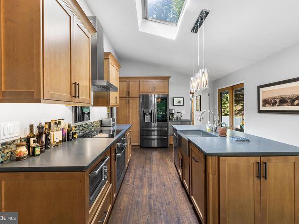 305 Highview Drive, Wayne PA 19087