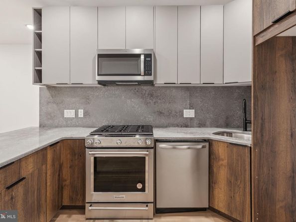 1214 E Susquehanna Avenue A, Philadelphia PA 19125