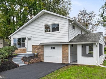 1274 Beverly Road