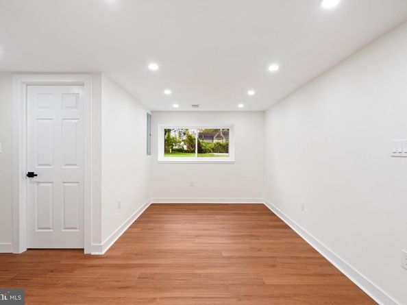 1274 Beverly Road, Warminster PA 18974