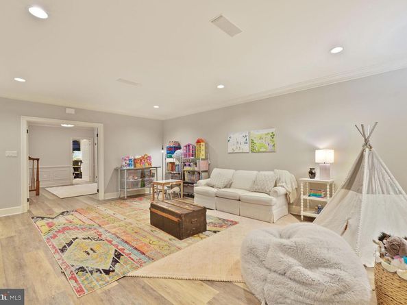 7100 Deer Crossing Court, Bethesda MD 20817