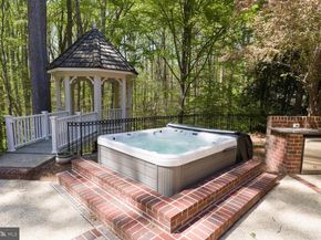 7100 Deer Crossing Court, Bethesda MD 20817