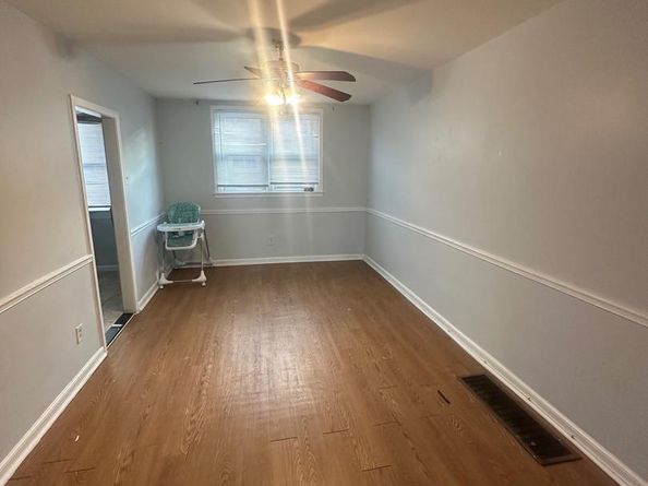 2110 Longshore Avenue, Philadelphia PA 19149
