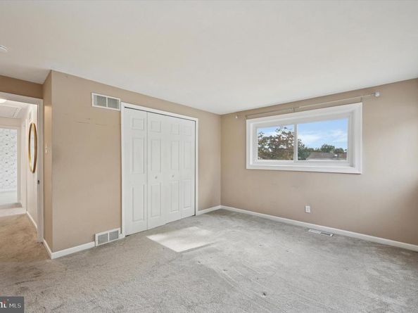 724 Cypress Road, Warminster PA 18974