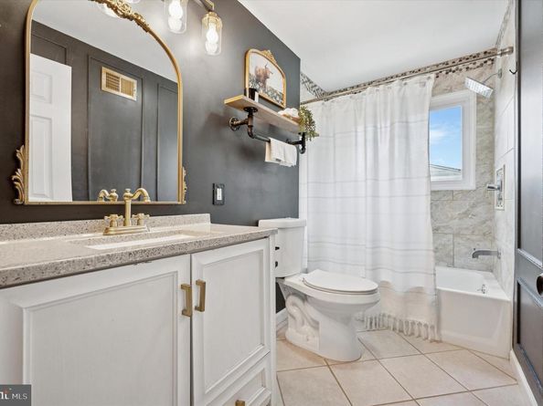 724 Cypress Road, Warminster PA 18974