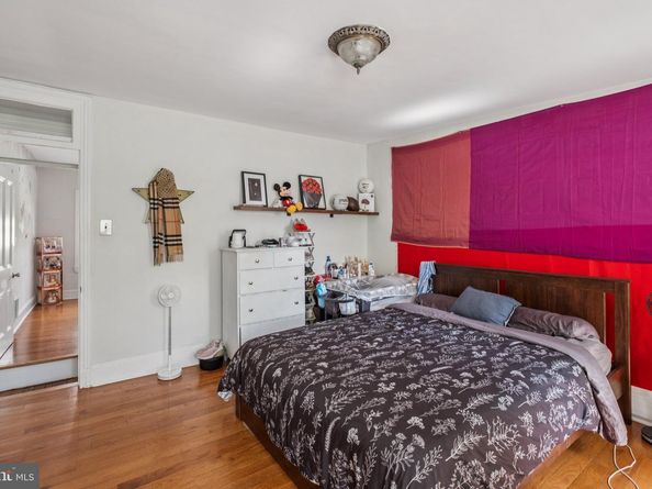 1105 Latimer Street, Philadelphia PA 19107