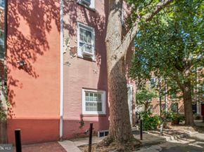 1105 Latimer Street, Philadelphia PA 19107