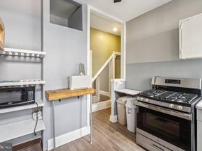 1105 Latimer Street, Philadelphia PA 19107
